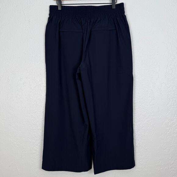 Quince Performance Tech Wide Leg Pant in Navy Size Medium - Picture 3 of 5